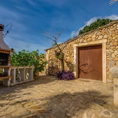 Ideal Mallorca - Lina - Sa Figuera Blanca Gospodarstwo wiejskie